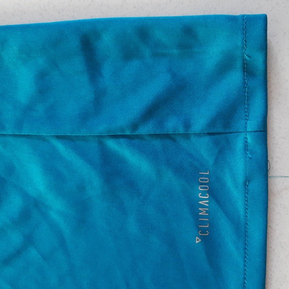 2017-18 Real Madrid Adidas Third Shirt - Picture 8 of 17